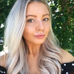 Meet your Posher, Carly